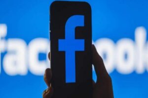 Facebook, üzerinden 533 milyon kullanıcının telefon numaraları ile birlikte kişisel
