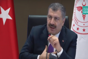 Fahrettin Koca, "Öncelikle sağlık çalışanlarımızdan başlamış olacağız. Birinci aşamada 9