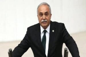 AK Parti Şanlıurfa Milletvekilliği'nden istifa eden Fakıbaba'nın s&uuml;rpriz kararı sonrası
