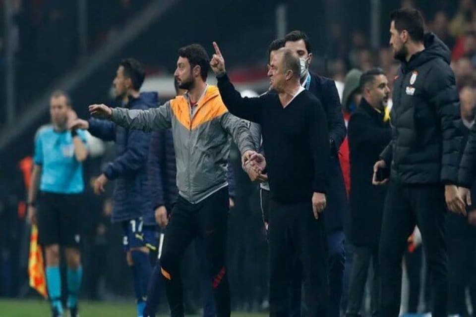PFDK, Galatasaray Teknik Direkt&ouml;r&uuml; Fatih Terim'e 5 ma&ccedil; men cezası