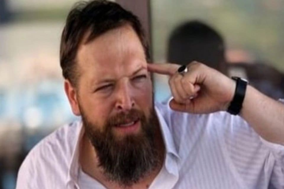 Fatih Tezcan'a istinaf mahkemesi heyeti hakimlerini sosyal medyada hedef g&ouml;sterdiği