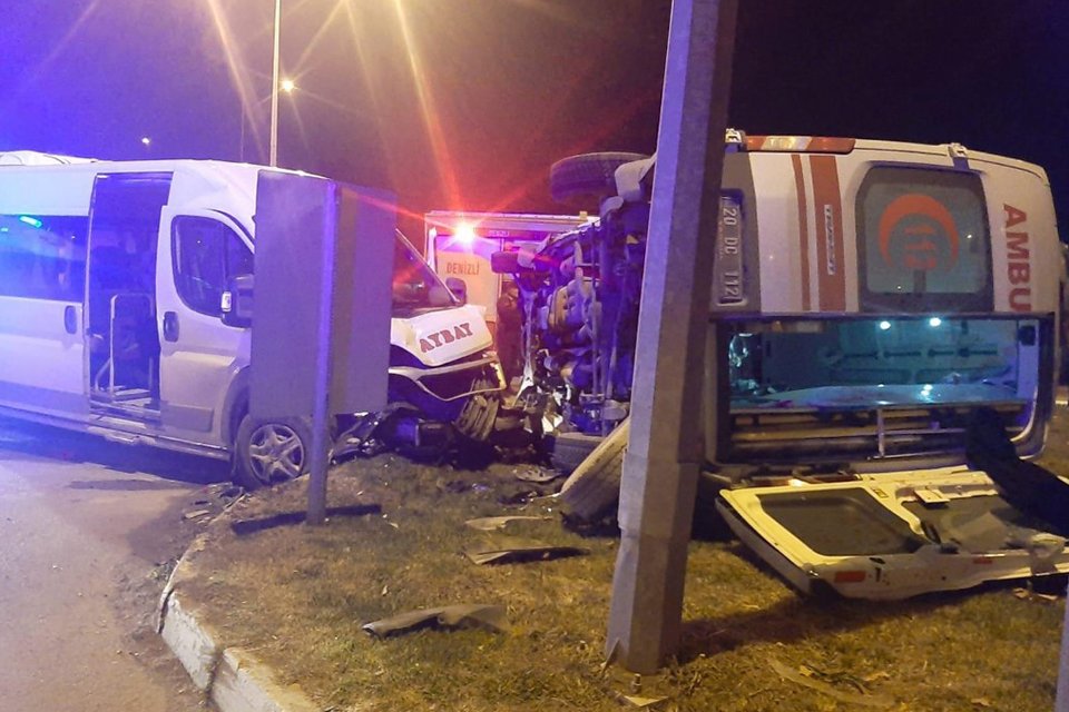 DENİZLİ'nin Honaz ilçesinde, yeni doğum yapan anne ile bebeğinin bulunduğu