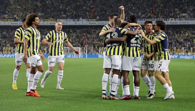 Süper Lig 34. Hafta: Fenerbahçe, Trabzonspor’u 3-1 Mağlup Ederek Derbi Zaferi Elde Etti