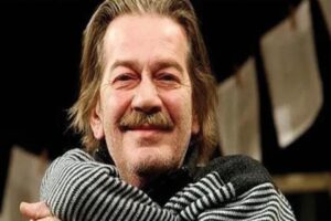 Usta tiyatrocu Ferhan Şensoy hayatını kaybetti. Uzun zamandır hastanede tedavi