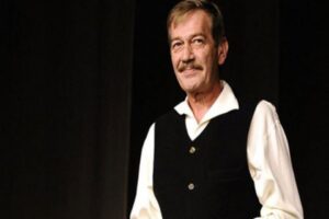 Hayatını kaybeden Ferhan Şensoy'un kızı Derya Şensoy babasının cenaze ayrıntılarını