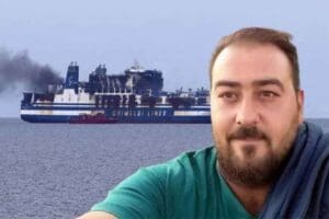 İTALYA'ya yol alırken, yangın &ccedil;ıkan feribotta kaybolan TIR şof&ouml;r&uuml; Mehmet