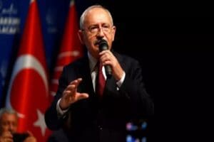 CHP Genel Başkanı Kemal Kılı&ccedil;daroğlu, festival yasaklarına sert tepki g&ouml;sterdi.