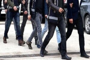 Ankara'da, kapatılan Polis Koleji'nden ilişiği kesilen &ouml;ğrenciler ile Askeri Liselere