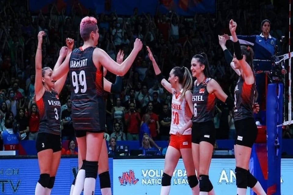 A Milli Kadın Voleybol Takımı, Milletler Ligi'nde Bulgaristan ile karşılaştı.
