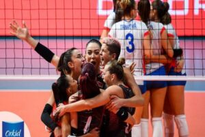 CEV Avrupa Şampiyonası'nda Çek Cumhuriyeti'ni 3-1 yenen Filenin Sultanları çeyrek
