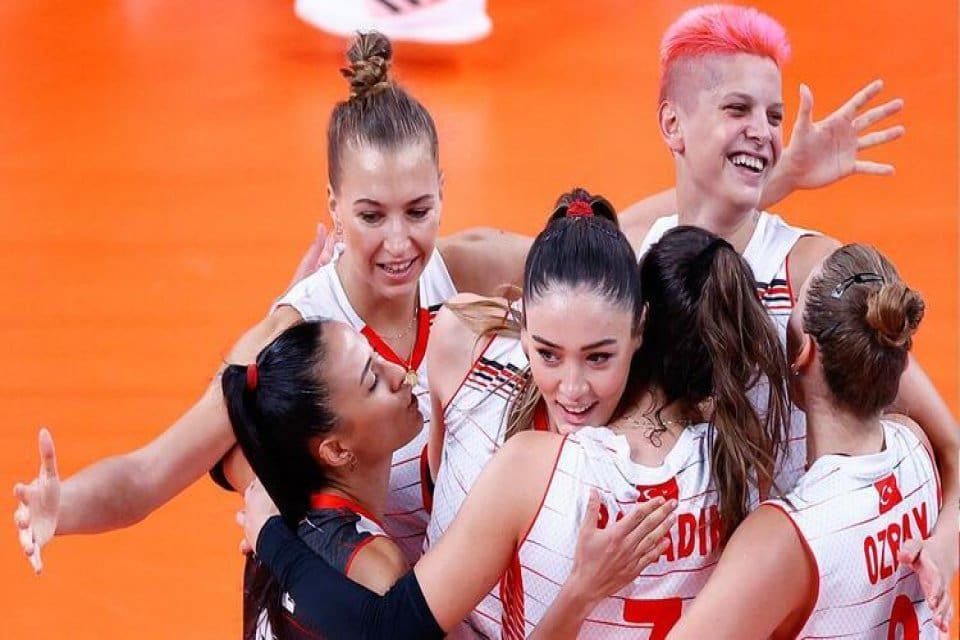 A Milli Kadın Voleybol Takımımız, 2020 Tokyo Olimpiyat Oyunları'nda B