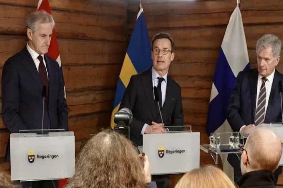 Finlandiya Cumhurbaşkanı Sauli Niinist&ouml;, İsve&ccedil; ile aynı anda NATO'ya girmek