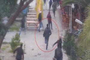 İzmir'de &Uuml;lk&uuml; Ocakları Ege &Uuml;niversitesi sorumlusu Tarih B&ouml;l&uuml;m&uuml; &ouml;ğrencisi Fırat