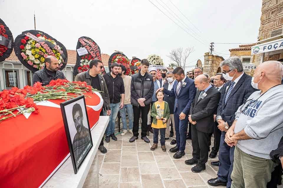 İzmir B&uuml;y&uuml;kşehir Belediye Başkanı Tun&ccedil; Soyer, Fo&ccedil;a&rsquo;nın eski belediye başkanı