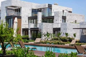 Folkart, T&uuml;rkiye ve d&uuml;nyanın g&ouml;zde tatil destinasyonlarından &Ccedil;eşme&rsquo;de bir projesini