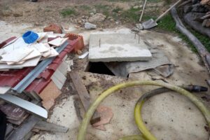 MUĞLA'nın Milas ilçesinde, evin bahçesinde oyun onadığı sırada foseptik çukuruna