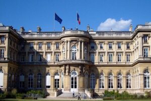 Fransa Dışişleri Bakanlığı'ndan yapılan a&ccedil;ıklamada Osman Kavala hakkında verilen mahkumiyet