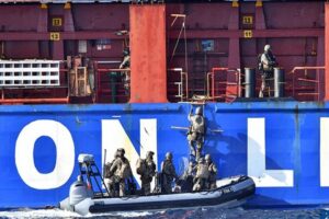 Akdeniz’de, bir Türk gemisi Fransız askerleri tarafından basıldı. Konuyla ilgili