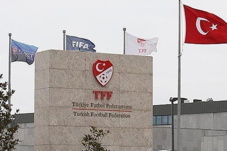 T&uuml;rkiye Futbol Federasyonu&nbsp;(TFF) Hukuk M&uuml;şavirliği,&nbsp;Beşiktaş&nbsp;ve Yukatel&nbsp;Kayserispor'u Profesyonel Futbol Disiplin Kuruluna