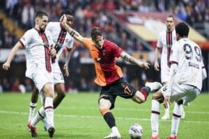 Spor Toto S&uuml;per Lig'de 31. haftada Galatasaray ile Fatih Karag&uuml;mr&uuml;k