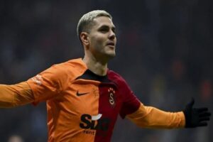 Galatasaray'da Başkan Dursun &Ouml;zbek, Erden Timur ve Okan Buruk'un ger&ccedil;ekleştirdiği