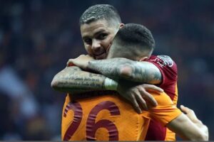 Galatasaray, Fransa ve İngiltere medyasından farklı haberlerle karşı karşıya kaldı.