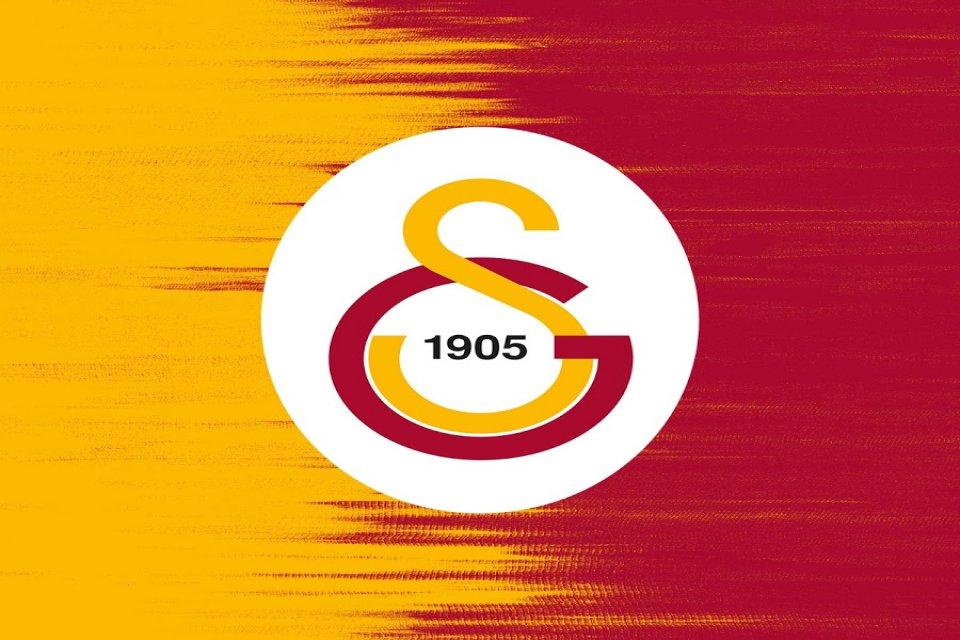 Galatasaray'da başkanlık se&ccedil;imi başladı. Galatasaray Lisesi&rsquo;nde yapılan se&ccedil;imde Metin &Ouml;zt&uuml;rk,