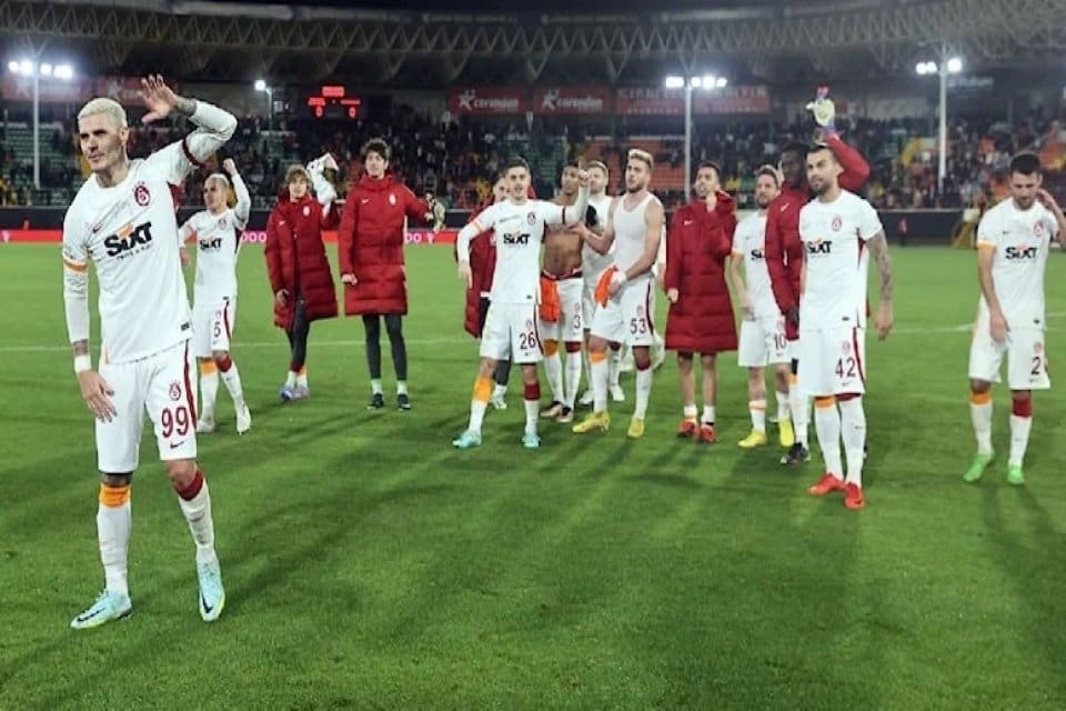 S&uuml;per Lig'de liderlik koltuğunun sahibi olan Galatasaray, 20. hafta karşılaşmasında