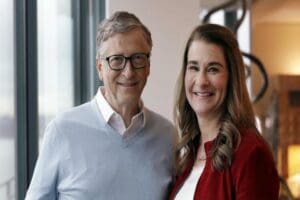 Microsoft'un kurucusu Bill Gates ve eşi Melinda Gates, 27 yıllık
