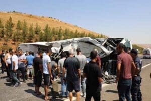 Gaziantep'te katliam gibi kaza meydana geldi. İlk belirlemelere g&ouml;re 16