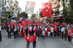Cumhuriyet&rsquo;in ilanının 99. yılı&nbsp;Gaziemir Belediyesi&rsquo;nin d&uuml;zenleyeceği ve 2 g&uuml;n s&uuml;recek
