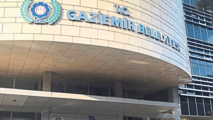 Gaziemir'de iki ilçe yöneticisine kapıda görev kriz yarattı