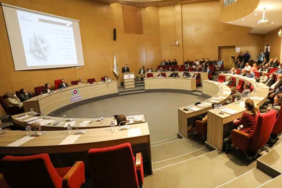 Gaziemir Belediyesi Ekim Ayı meclis oturumu gerçekleşti. Mecliste CHP'li Divan