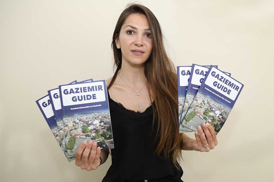 İl&ccedil;eyi detaylı bir şekilde anlatan Gaziemir Rehberi&rsquo;ni daha &ouml;nce T&uuml;rk&ccedil;e