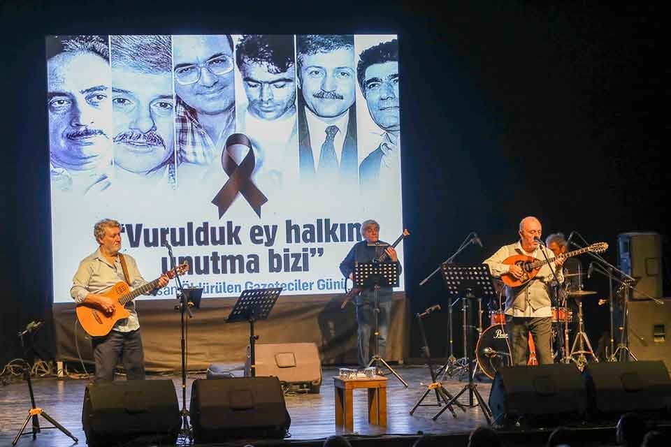 Ankara'daki evinin &ouml;n&uuml;nde, aracına konulan bombanın patlaması sonucu yaşamını yitiren