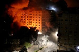İsrail-Gazze hattında tansiyon s&uuml;rekli y&uuml;ksek. &Ouml;nceki g&uuml;nden bu yana Gazze'deki