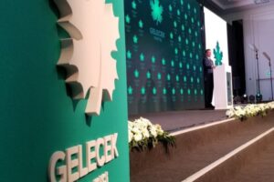 Gelecek Partisi Genel Başkan Yardımcısı Neslihan Çevik partisinden istifa ettiğini