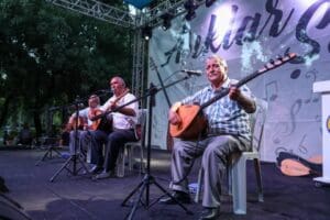 Buca Belediyesi, Anadolu&rsquo;nun en &ouml;nemli değerlerinden biri olan aşıklık k&uuml;lt&uuml;r&uuml;n&uuml;