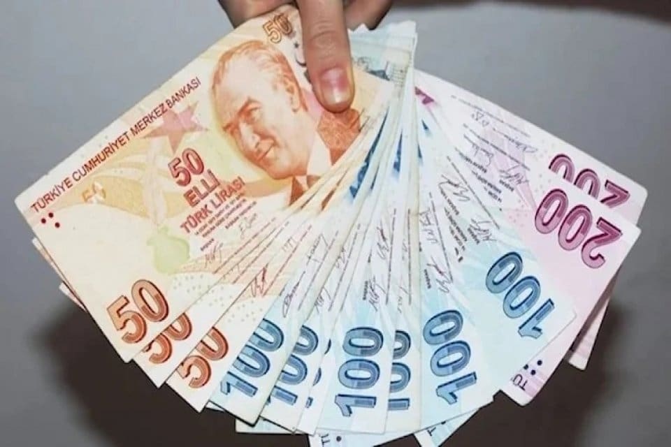 2022'de elde edilen gelirlerle ilgili yıllık gelir vergisi beyanname verme