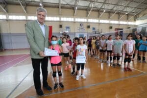 Narlıdere Belediyesi&rsquo;nin yaz d&ouml;nemi i&ccedil;in a&ccedil;tığı&nbsp; &lsquo;Temel Spor Eğitimi ve