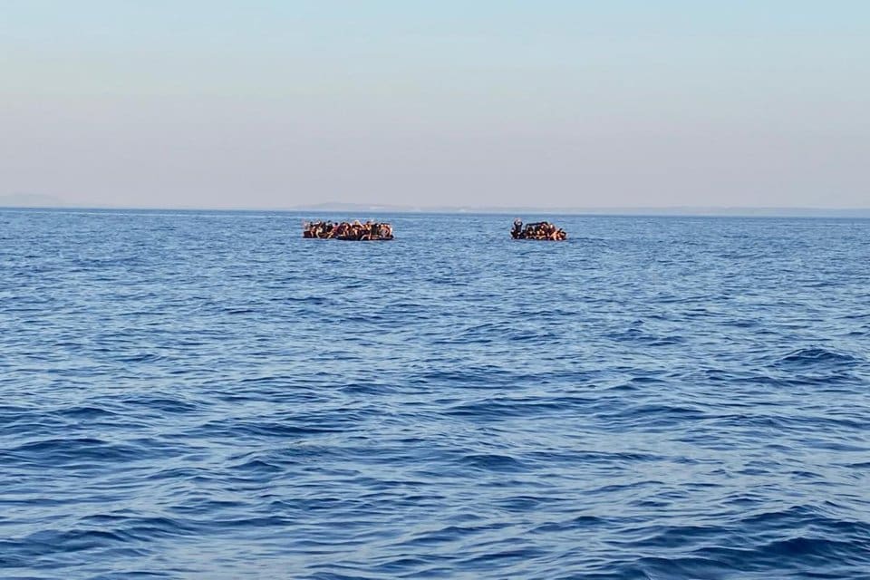 MUĞLA'nın Dat&ccedil;a il&ccedil;esi a&ccedil;ıklarında, Yunan unsurlarınca T&uuml;rk karasularına itilen 104