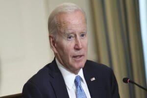 ABD Başkanı Biden "gizli belgelerle" ilgili pişman olmadığını s&ouml;yledi. Biden,