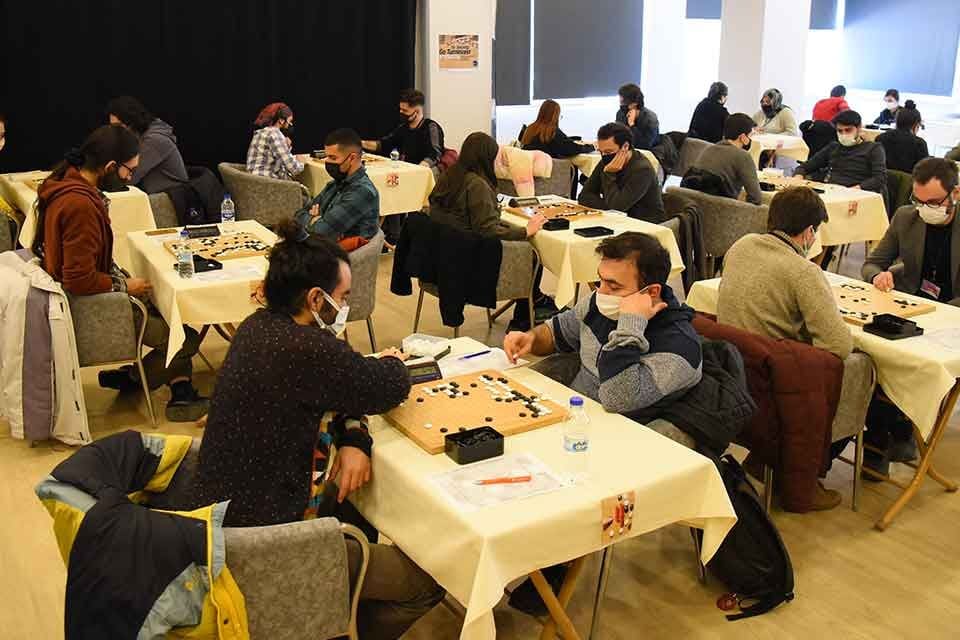 Bornova Belediyesi&rsquo;nin d&uuml;zenlediği 10. Smyrna Go Turnuvası b&uuml;y&uuml;k ilgi g&ouml;rd&uuml;.
