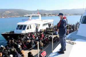 EGE ve Akdeniz kıyılarından daha iyi bir gelecek hayaliyle Avrupa'ya