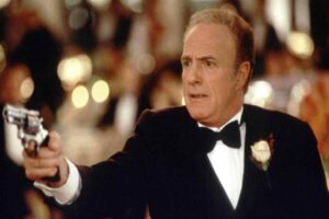 Hollywood'un &uuml;nl&uuml; isimlerinden James Caan, 82 yaşında yaşama veda etti…