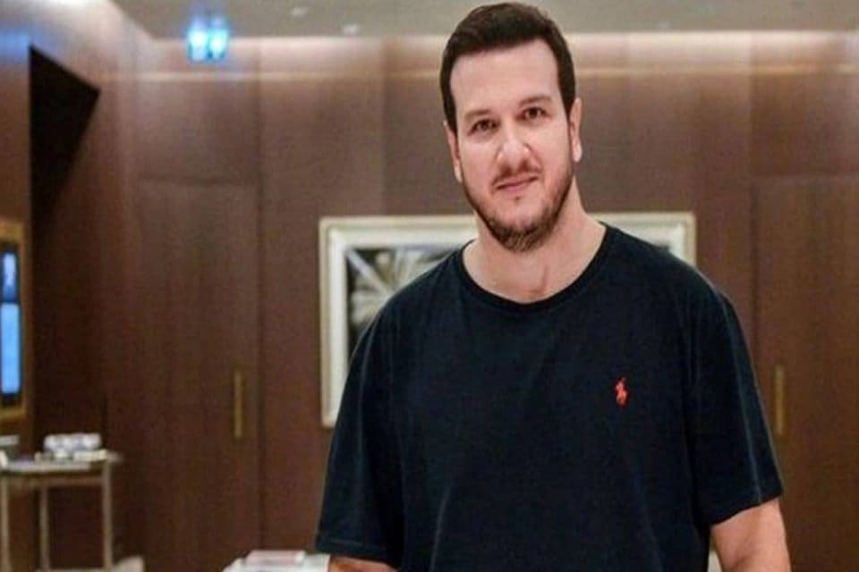 Oyuncu Şahan G&ouml;kbakar RT&Uuml;K&rsquo;&uuml;n TELE1 verdiği ekran karartma cezası ile