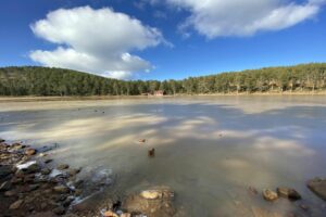 Muğla'nın K&ouml;yceğiz il&ccedil;esinde sıfırın altında 4 dereceye kadar d&uuml;şen soğuk