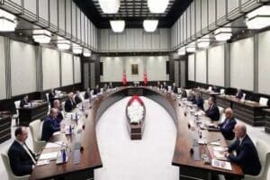 Cumhurbaşkanlığı Kabinesi yarın Cumhurbaşkanı Erdoğan başkanlığında toplanacak. Kabine'de İsve&ccedil;-Finlandiya'nın NATO