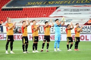 S&uuml;per Lig'de sezonun son haftasında 16'ncı şampiyonluğunu ilan eden Beşiktaş'a