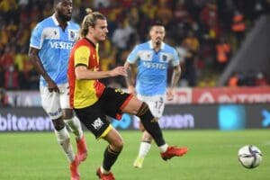 S&uuml;per Lig'de ge&ccedil;en hafta evinde Trabzonspor'a yenilip k&uuml;me d&uuml;şme potasında